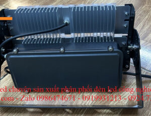 Đèn LED pha module 100w thể thao 5 den pha led 100w 6