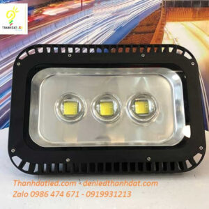 ĐÈN PHA 150W MẮT LỒI 2 den pha led 150w 1