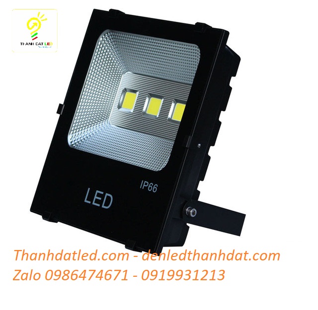 den-pha-led-150w-ip66-ip65-1 đèn pha led ngoài trời ip66