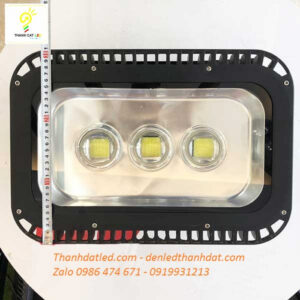 ĐÈN PHA 150W MẮT LỒI 4 den pha led 150w mat loi