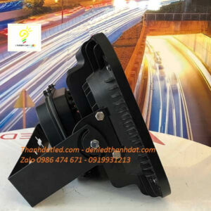 ĐÈN PHA 150W MẮT LỒI 5 den pha led 150w ngoai troi 2
