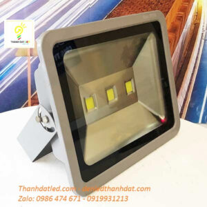 den pha led 150w ngoai troi xam 1