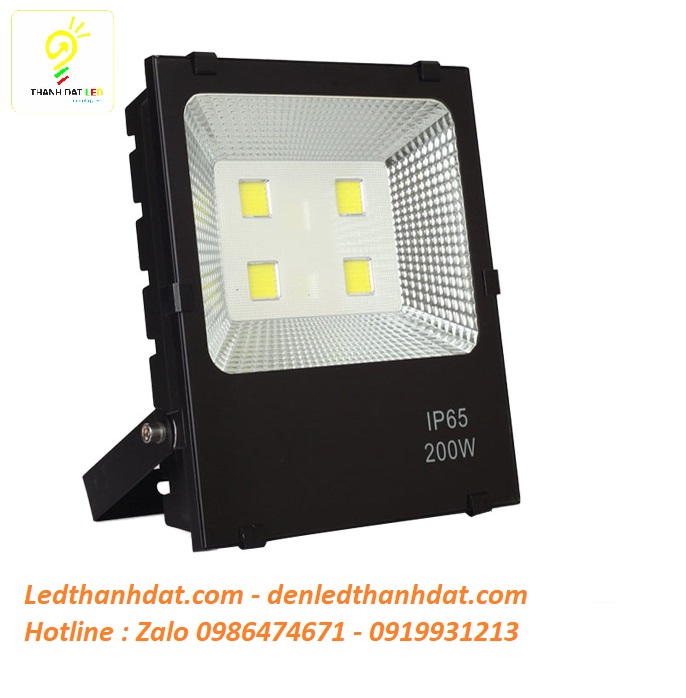 den-pha-led-200w-2 đèn pha led 200w đổi màu