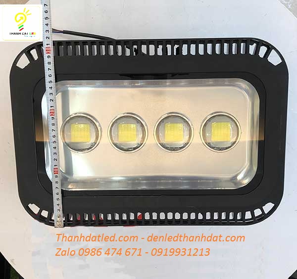 den-pha-led-200w-loi-1 đèn pha led 200w