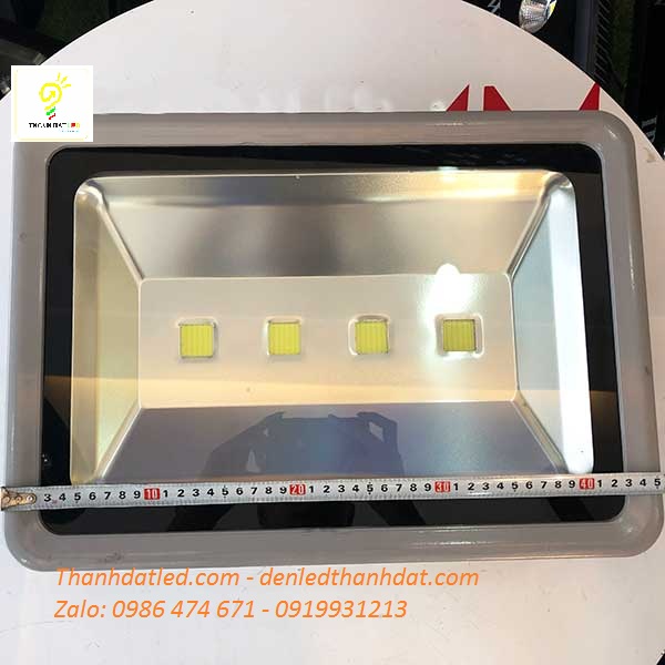 den-pha-led-200w-ngoai-troi-xam-1 đèn pha led 200w ngoài trời