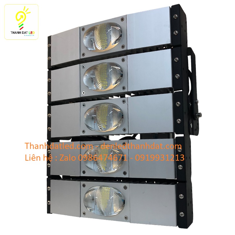 den-pha-led-250w-module-2 đèn pha led 250w module oem philips
