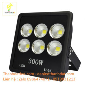 Đèn pha led 300w ip66 rọi xa 4 den pha led 300w ip66 roi xa