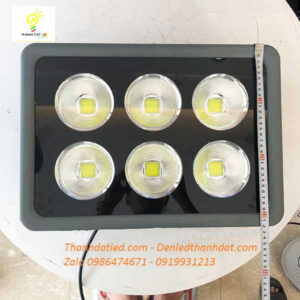 den pha led 300w san bong mini