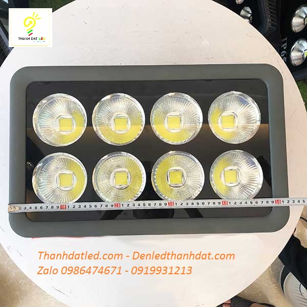 den-pha-led-400w-san-bong-mini-1 Đèn pha led sân bóng 400w
