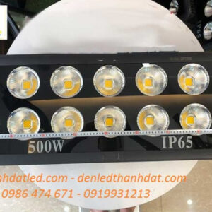 den pha led 500w ngoai troi