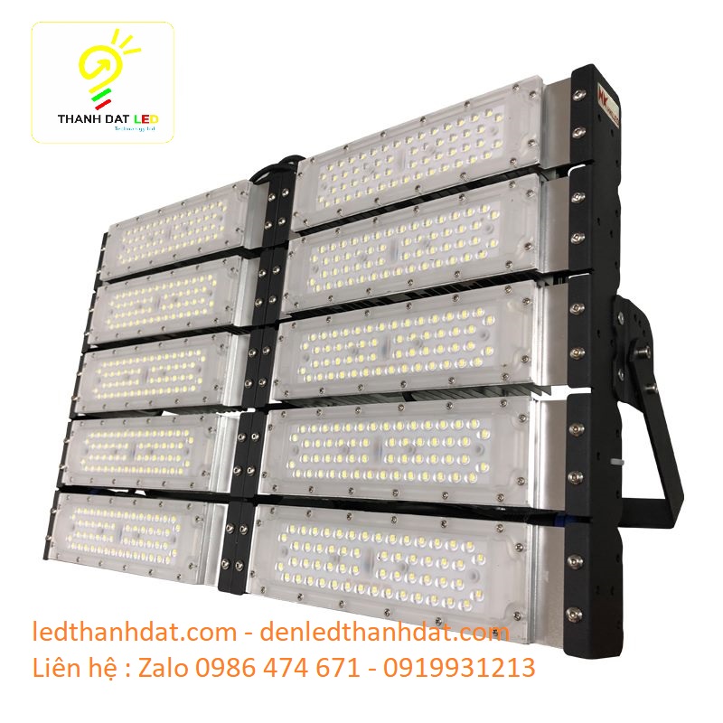 den-pha-led-500w-philips-module-cao-cap-5 Đèn led pha 500w module smd Done