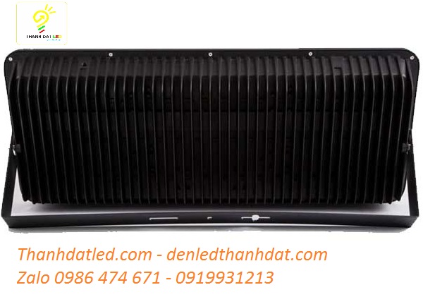 Đèn pha led 500w ngoài trời ip65