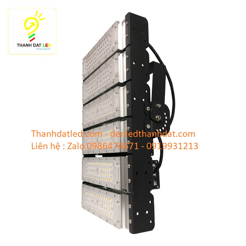 den-pha-led-module-300w-1 đèn pha led module 300w