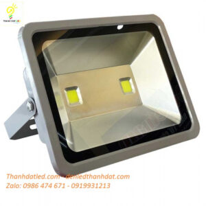 ĐÈN PHA LED 100W XÁM ĐỦ ( Bảo hành 2 năm ) 1 den pha led ngoai troi 100w pha roi xam 1