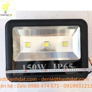 Đèn pha led ngoài trời 150w chiếu rộng 2 den pha led ngoai troi 150w 4