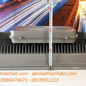 ĐÈN PHA LED 400W XÁM 5 den pha led ngoai troi 400w pha roi xam