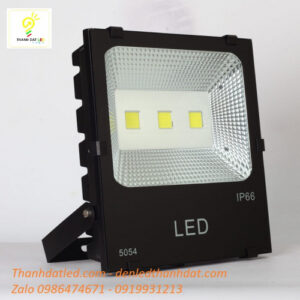 Đèn pha led 150w ip66 cob 1 den pha led ngoai troi 6