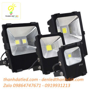 Đèn pha led 150w ip66 cob 7 den pha led ngoai troi 7