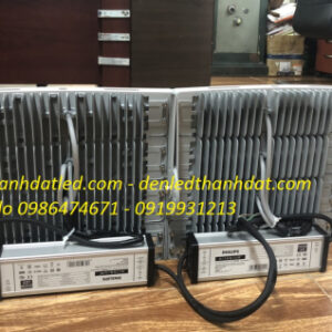Đèn pha led Philips 400w 3 den pha led philips 400w