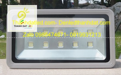 đèn pha led 500w ngoài trời