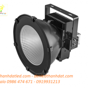 Đèn cẩu tháp 200w rọi 1 den roi cau thap 9
