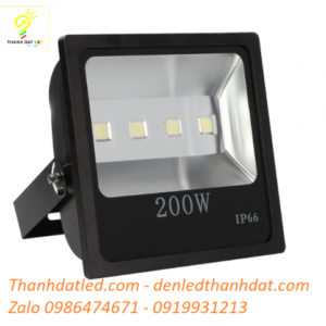 Đèn pha led ngoài trời 200w ip66 2 pha led 200w ip66