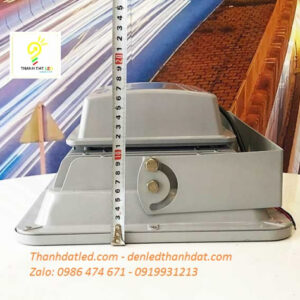 pha led ngoai troi 150w pha roi xam