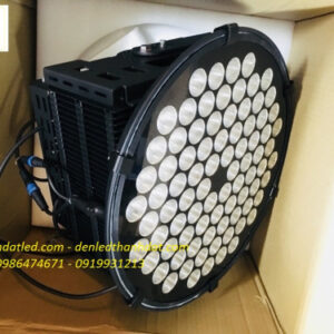 Đèn pha led 800w sân thể thao 3 pha led san the thao 1