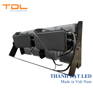 Đèn LED đánh cá 300w ngang module Bridgelux 2 Đèn pha led chống chói 300w