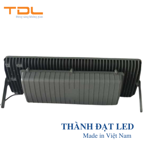 đèn pha led chống nổ 200w