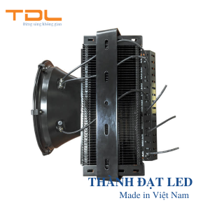 Đèn Pha LED 200w 400w 500w 600w 800w 1000w 1500w Sân Vận Động T1 (TDLF-VDT1) 2 đèn pha LED sân vận động T1 1500w