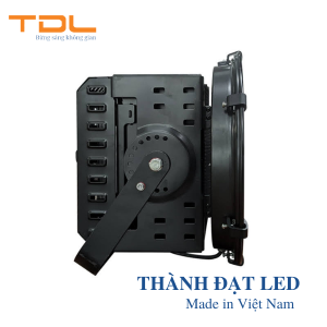 đèn pha LED sân vận động T2 200w