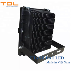 Đèn Pha LED 200w COB Ngoài trời (TDLF50-200) 2 Đèn Pha LED 200w COB Ngoài trời (TDLF50-200)