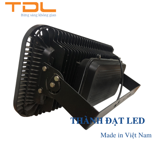 Đèn Pha LED Ngoài Trời 300w Thấu Kính (TDLF-TK300)