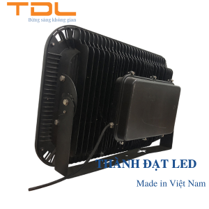 Đèn Pha LED Ngoài Trời 100w 150w 200w 300w 400w Thấu Kính (TDLF-TK) 2 Đèn Pha LED Ngoài Trời 400w Thấu Kính (TDLF-TK400)